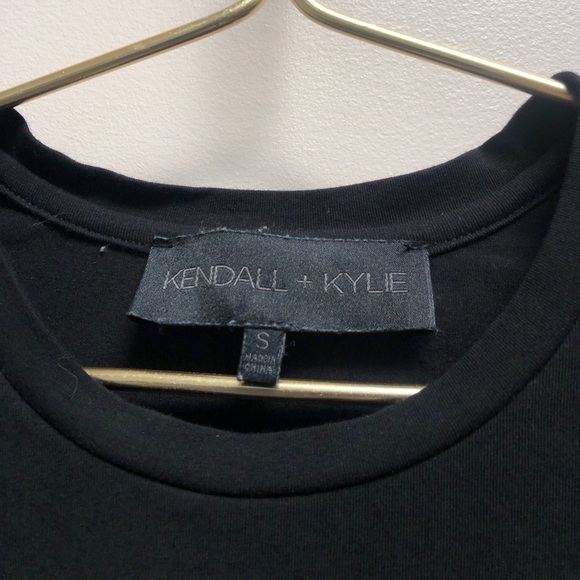 Kendall + Kylie draped t-shirt - Picture 12 of 13